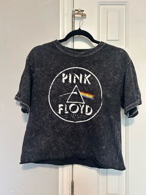 Pink Floyd cropped Washed Black Tee with Rainbow Prism